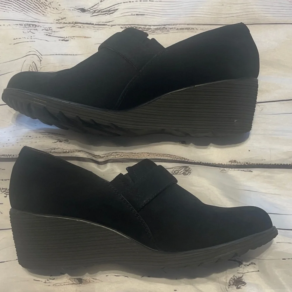 Dansko Clio Black Nubuck Wedge Size EU 37/US 6.5-7 Preowned